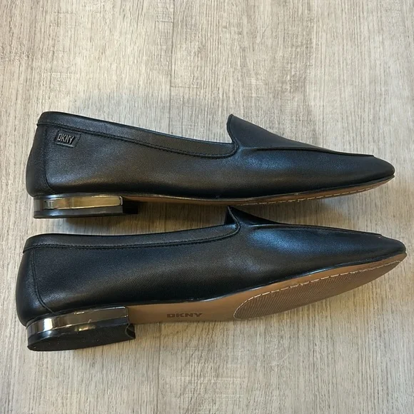 DKNY Laili Leather Flats with Silver Accent Heel Sz 7 - Picture 7 of 12